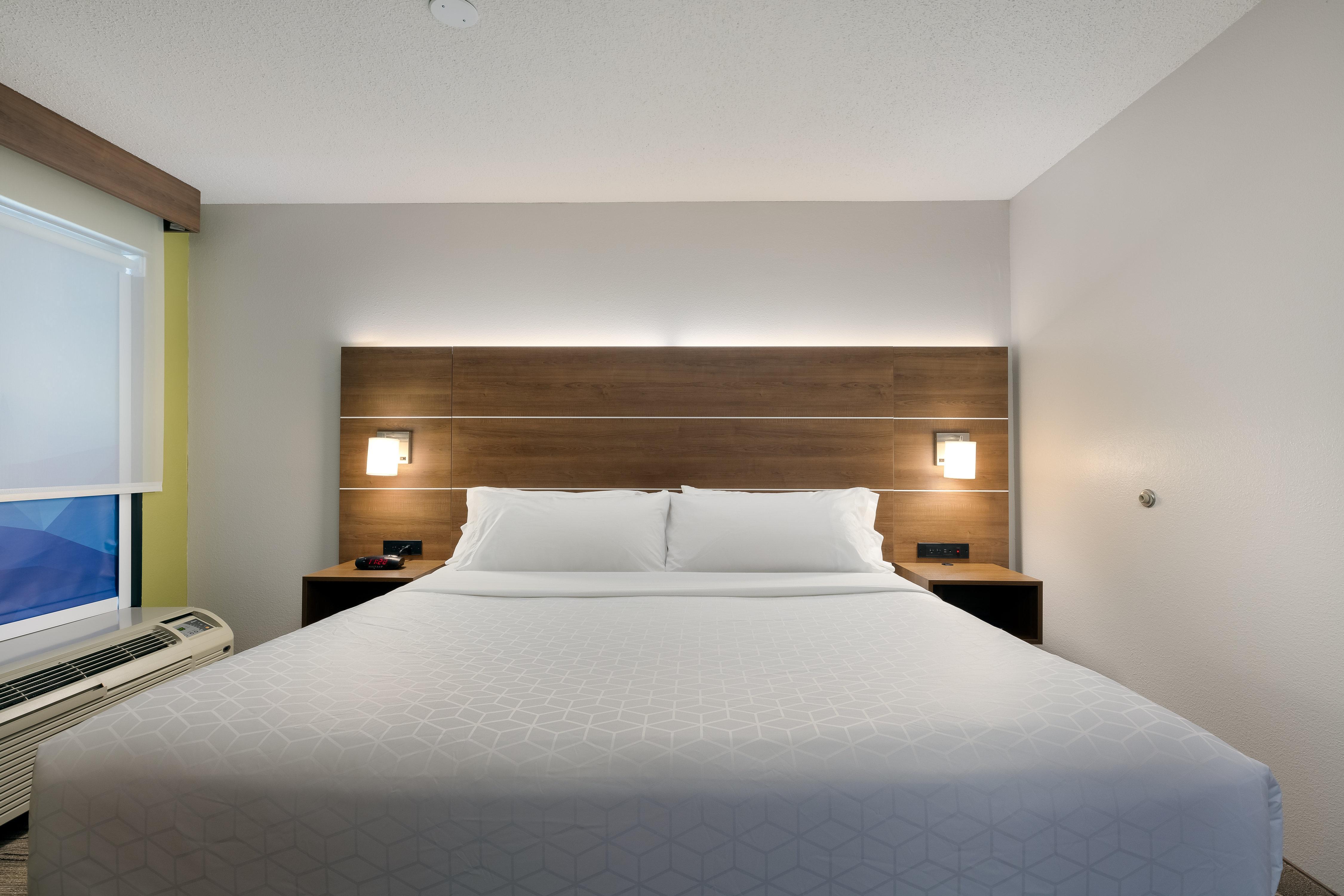 Holiday Inn Express & Suites Milton East I-10, An Ihg Hotel Bagian luar foto